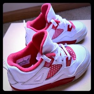 Nike Air Jordan Retro 4  (Youth)